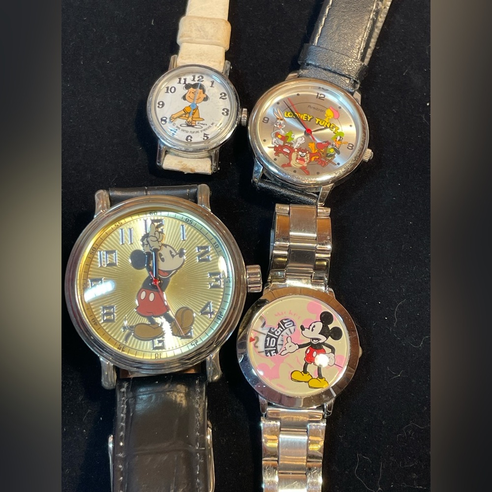Collectible watch lot of 4